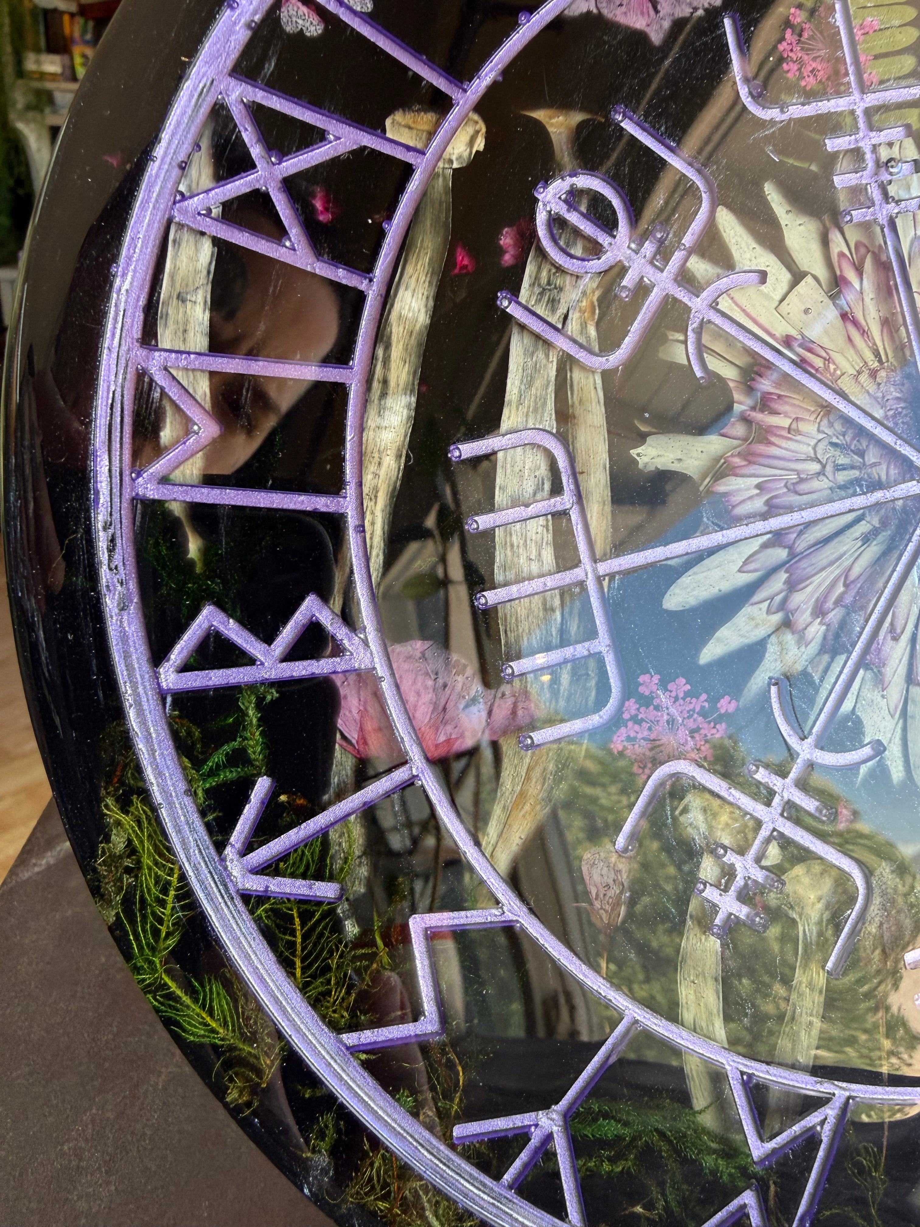 Vegvisir Tray with Dried Flowers and Mushrooms