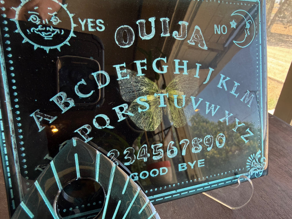 Pieridae Ouija Board & Planchette Set
