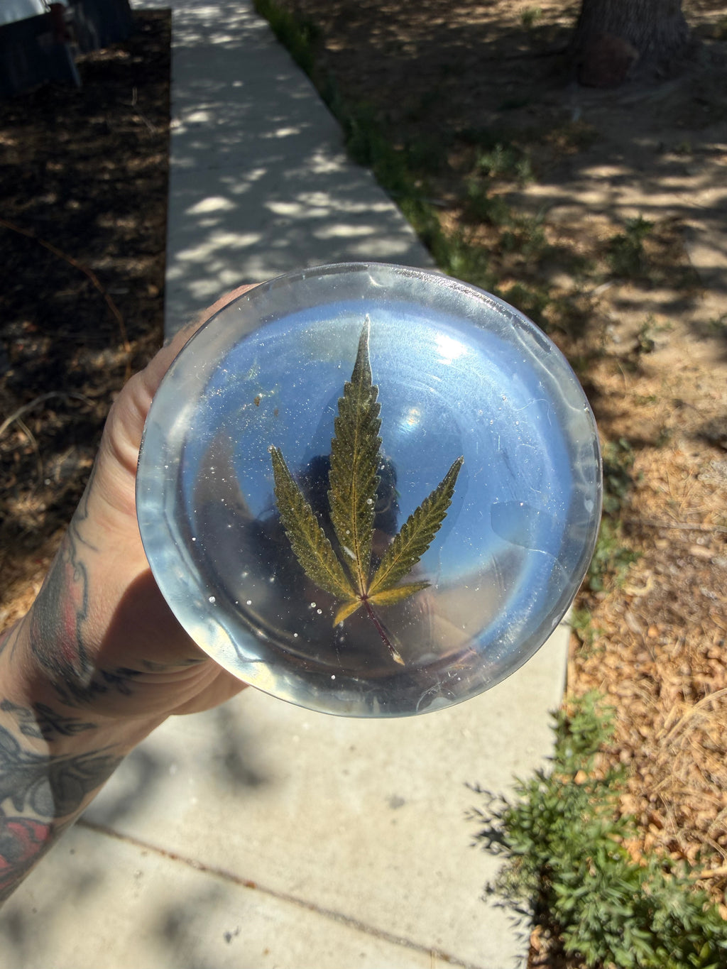 Cannabis Leaf Screw-In Type Gas Cap