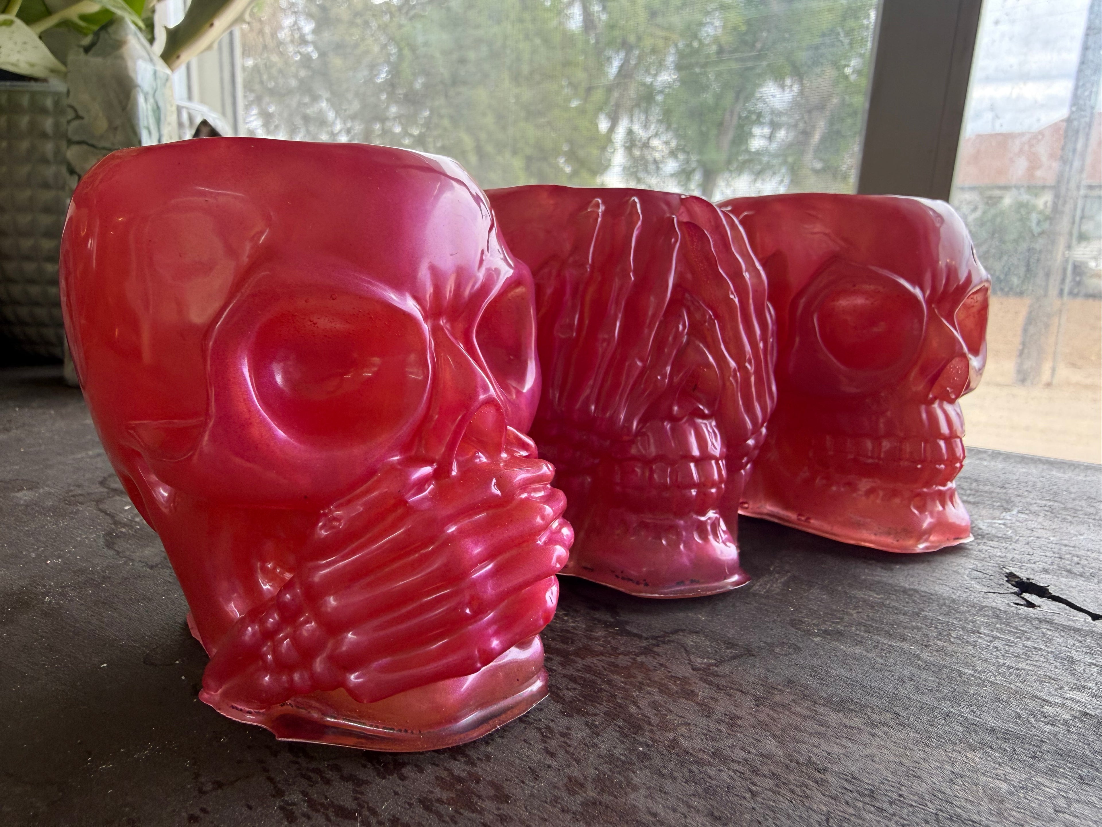 Hot Pink "Hear No Evil, See No Evil, Speak No Evil" Tealight Holder