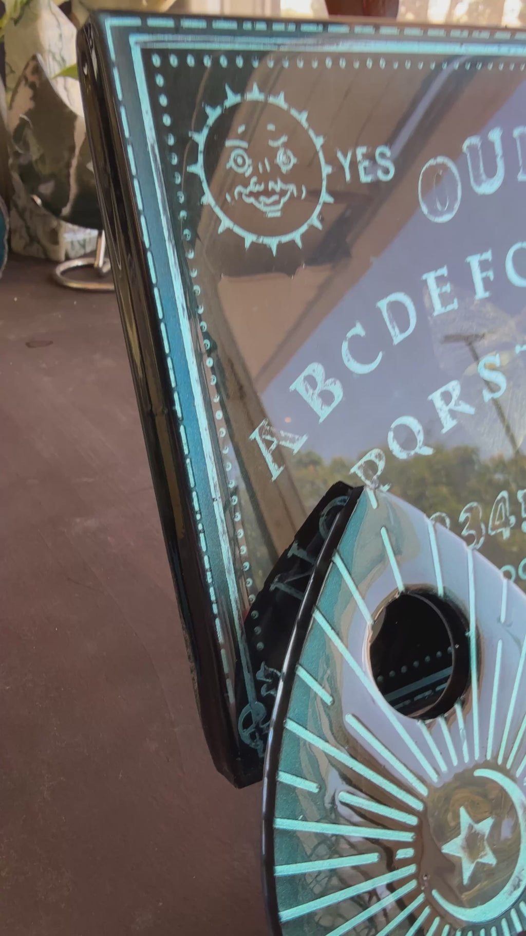 Pieridae Ouija Board & Planchette Set
